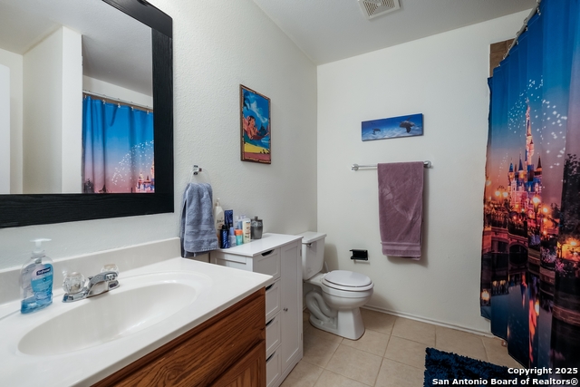 Image 23 of 26 For 11703 Oakbrooke Hill