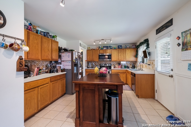 Image 9 of 26 For 11703 Oakbrooke Hill