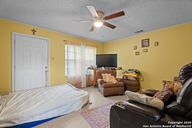 Listing photo id 11 for 258 County Road 4000