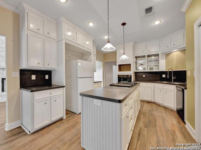 Listing photo id 9 for 1210 Whispering Woods