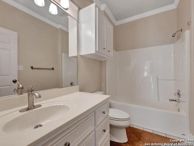 Listing photo id 16 for 1210 Whispering Woods
