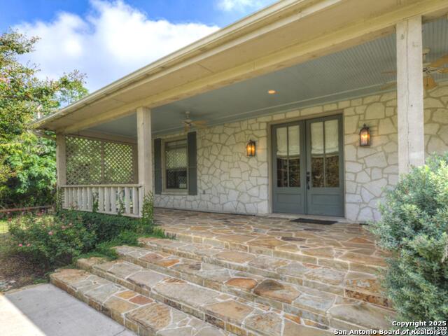 Listing photo id 38 for 1210 Whispering Woods