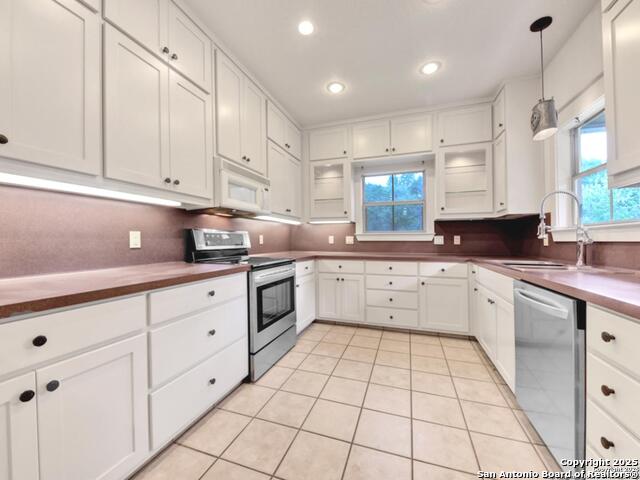 Listing photo id 42 for 1210 Whispering Woods