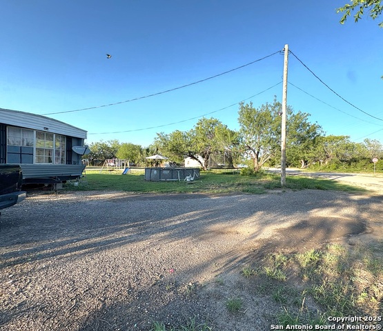 Details for 468 Withers  , La Pryor, TX 78872