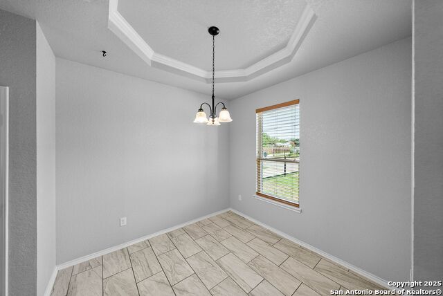 Image 12 of 34 For 170 Tedder St