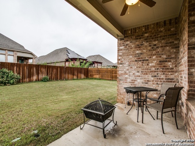 Listing photo id 18 for 7615 William Bonney