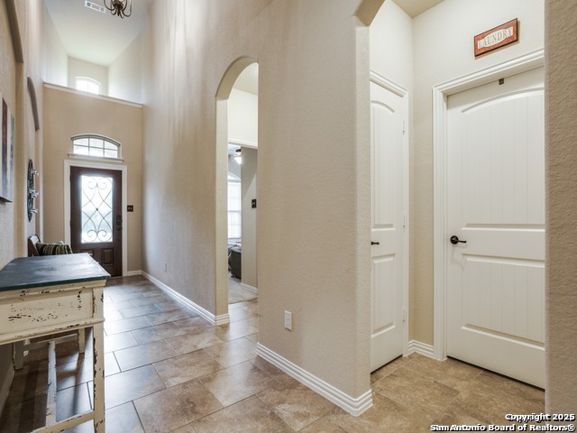 Listing photo id 1 for 7615 William Bonney