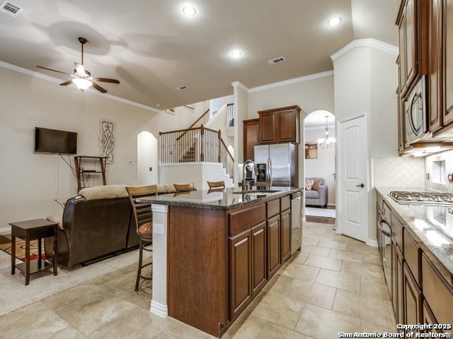 Listing photo id 4 for 7615 William Bonney