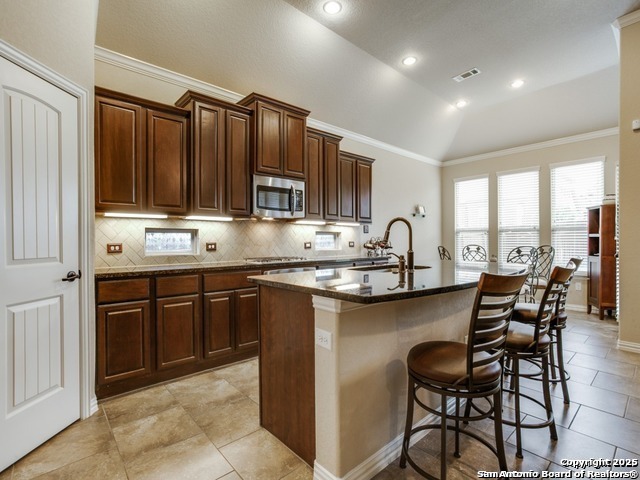 Listing photo id 6 for 7615 William Bonney