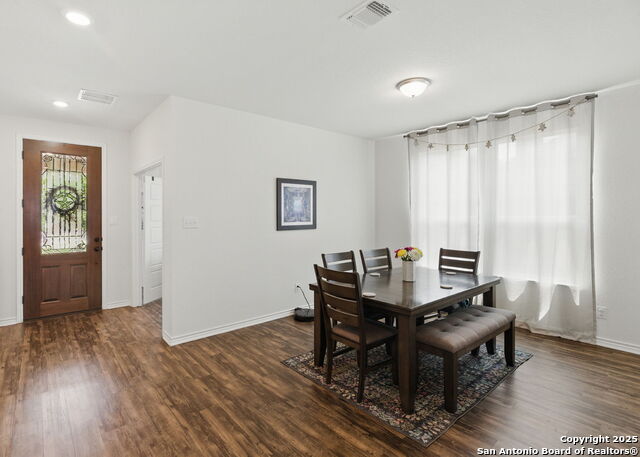 Image 3 of 24 For 217 Landmark Cove