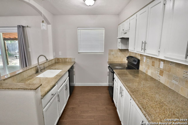 Image 4 of 15 For 7730 Pipers View