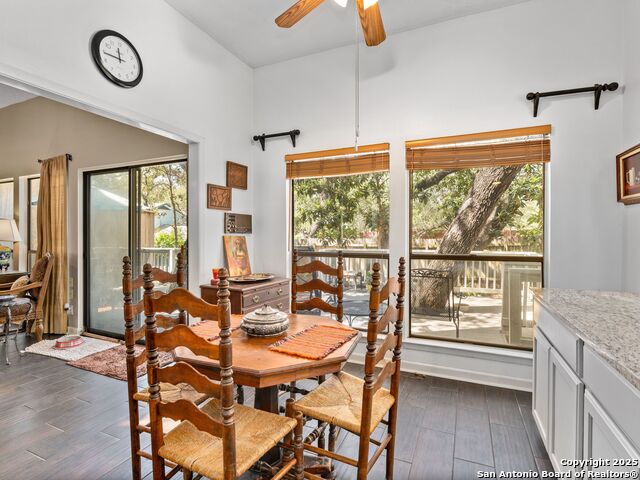 Image 16 of 37 For 9715 Laurel Oaks