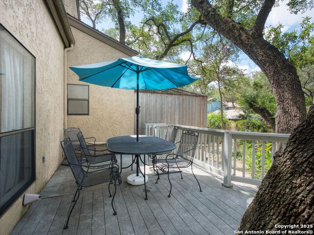 Image 33 of 37 For 9715 Laurel Oaks