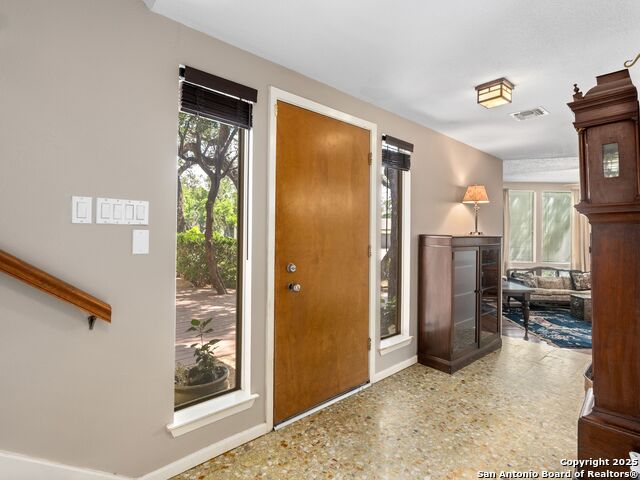 Image 4 of 37 For 9715 Laurel Oaks