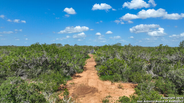 Image 3 of 14 For 5850 Cr 422  