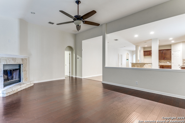 Image 10 of 29 For 10611 Larch Grove Ct