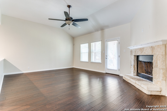Image 11 of 29 For 10611 Larch Grove Ct