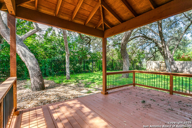 Image 22 of 29 For 10611 Larch Grove Ct