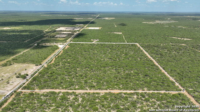 Image 5 of 8 For 000 Old Fowlerton Rd