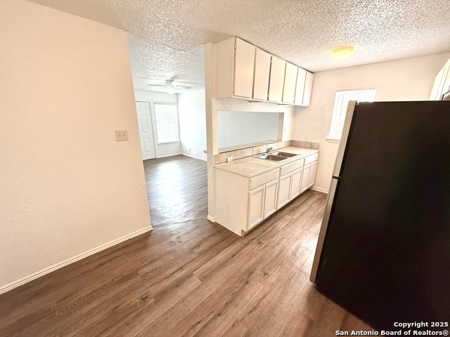 Image 6 of 17 For 518 Briggs St  201