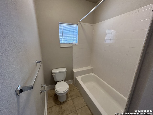 Image 14 of 14 For 1504 Schley  