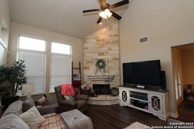 Image 11 of 21 For 2514 Ladera Bend