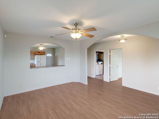 Image 6 of 15 For 8894 Loop 1604 E