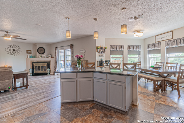 Image 15 of 45 For 7907 Donshire