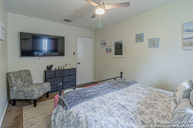 Image 39 of 45 For 7907 Donshire