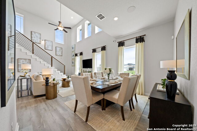 Listing photo id 35 for 2334 Pink Pearl Drive