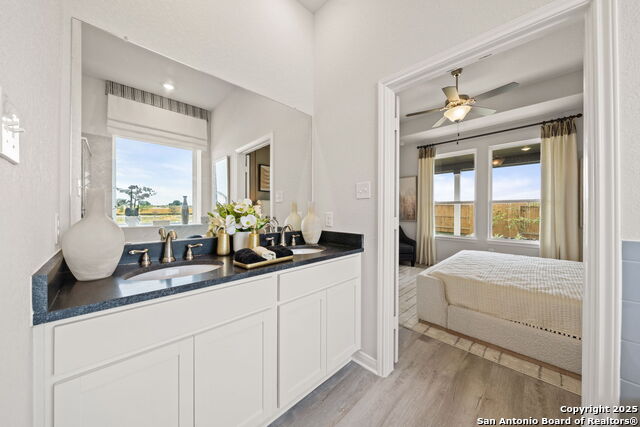 Listing photo id 5 for 2334 Pink Pearl Drive