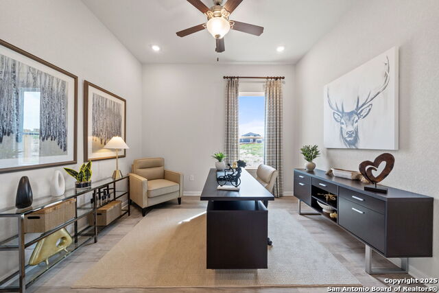 Image 41 of 50 For 2319 Pink Pearl Drive