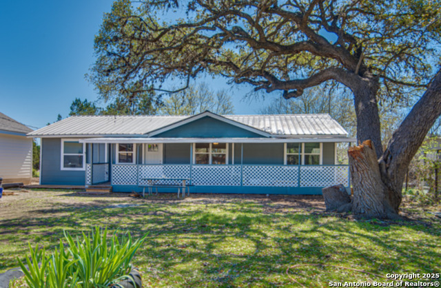Image 2 of 13 For 1668 Lakeview