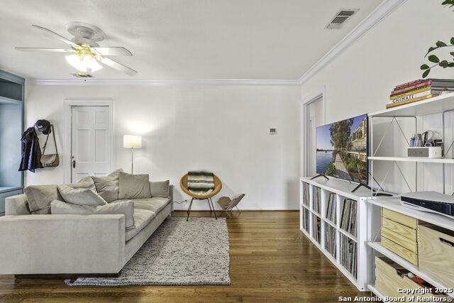 Image 12 of 44 For 734 Westwood Dr.,