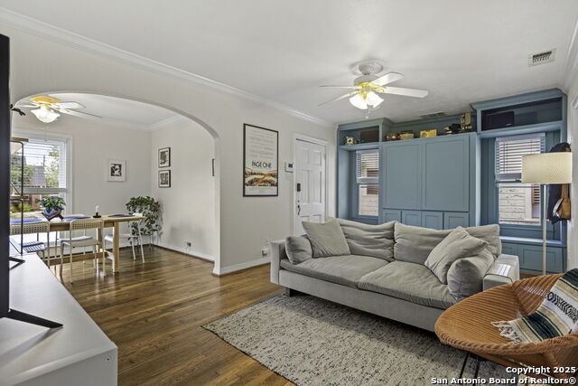 Image 13 of 44 For 734 Westwood Dr.,