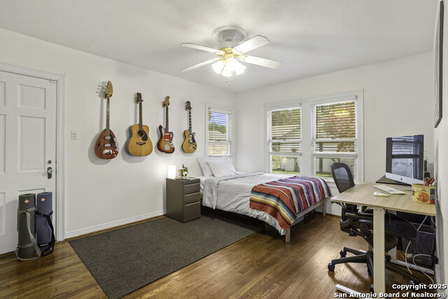 Image 22 of 44 For 734 Westwood Dr.,