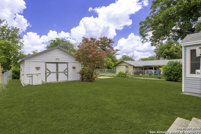 Image 36 of 44 For 734 Westwood Dr.,