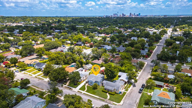 Image 40 of 44 For 734 Westwood Dr.,