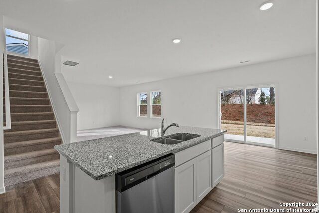 Image 8 of 17 For 1428 Almeda Road