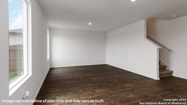 Image 15 of 43 For 4222 Paprika Grove