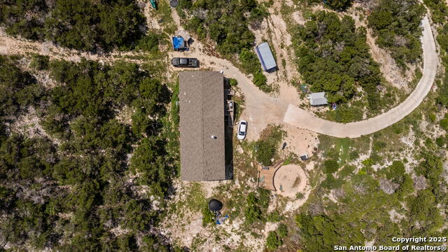 Listing photo id 21 for 13693 Fm 1283