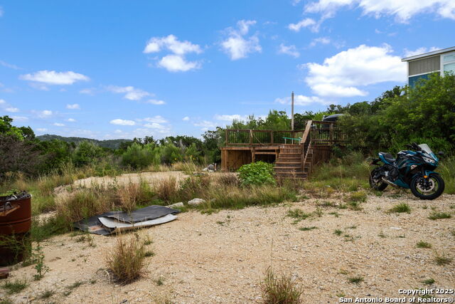 Listing photo id 24 for 13693 Fm 1283