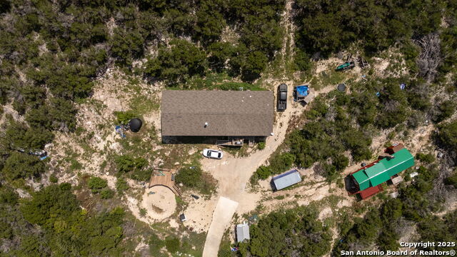Listing photo id 1 for 13693 Fm 1283