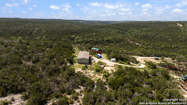 Listing photo id 7 for 13693 Fm 1283
