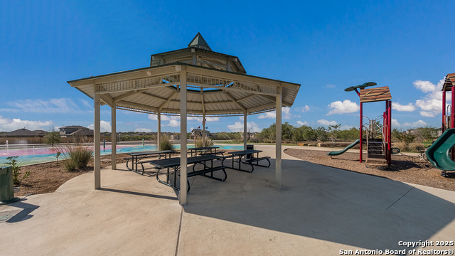 Listing photo id 37 for 15510 Lemon Pepper Creek