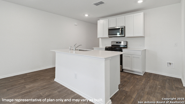 Listing photo id 3 for 15510 Lemon Pepper Creek