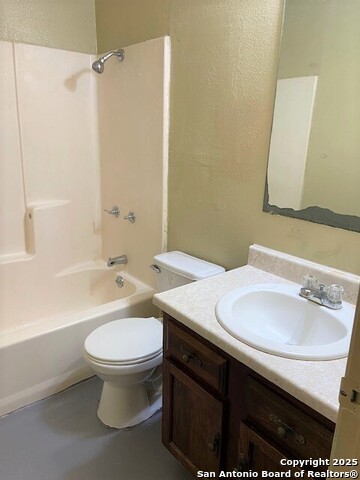 Image 8 of 10 For 657 4th  18
