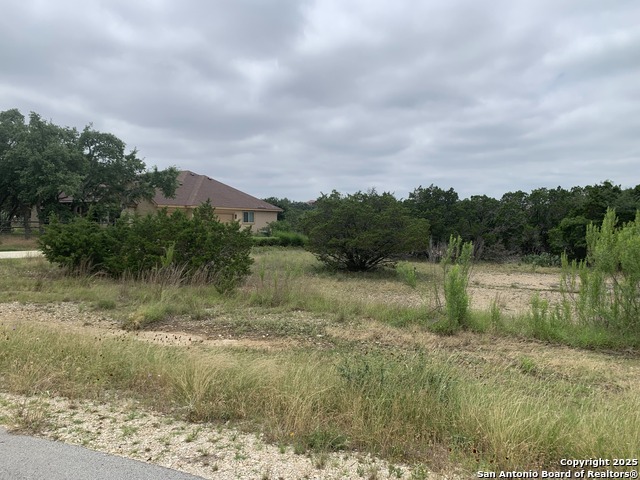 Image 4 of 4 For 611 Parkview