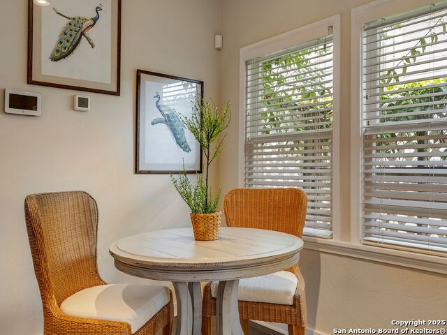 Image 12 of 28 For 111 Rosewood W