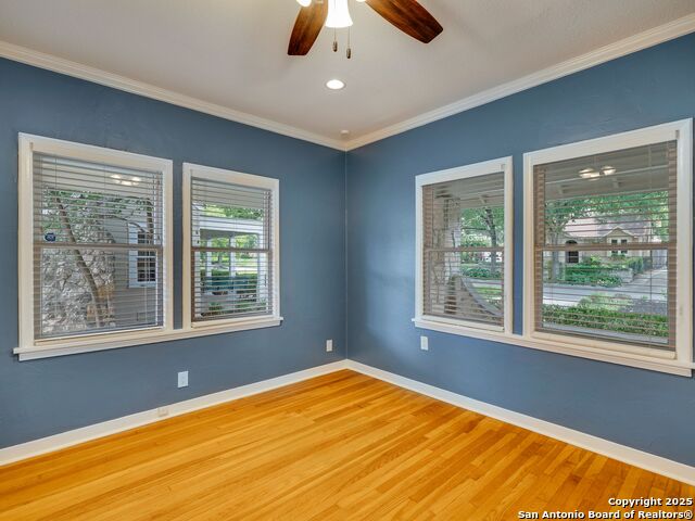 Image 18 of 28 For 111 Rosewood W